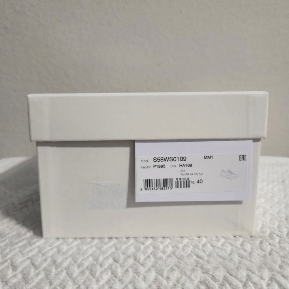 Maison Margiela NWOB Women’s Replica Low ‘Beige Gum’ size EU 40 - Picture 2 of 10